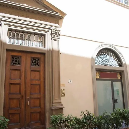 Tornabuoni Charming Apartment Florence Exterior photo