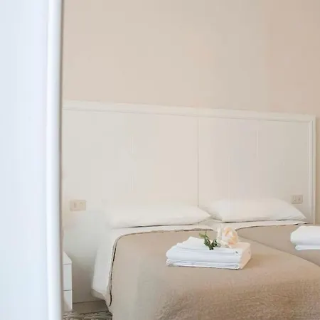 Tornabuoni Charming Apartment Florence Exterior photo